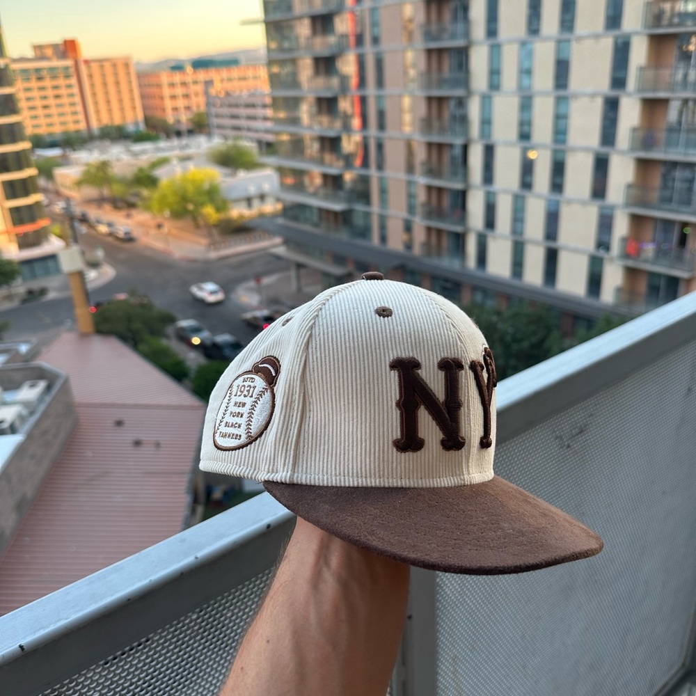 New York Brown/Cream Fitted Cap